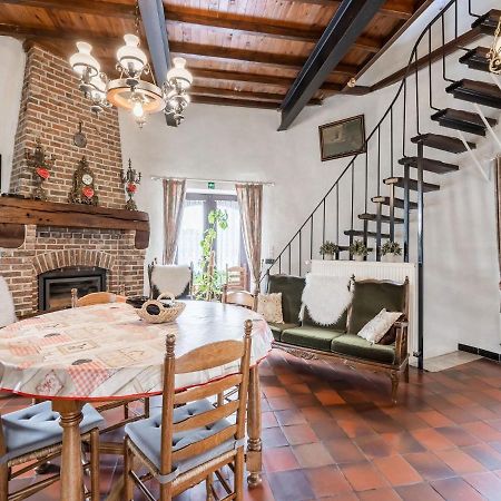 Stunning Holiday Home In Oombergen With Terrace And Garden Zottegem Ngoại thất bức ảnh