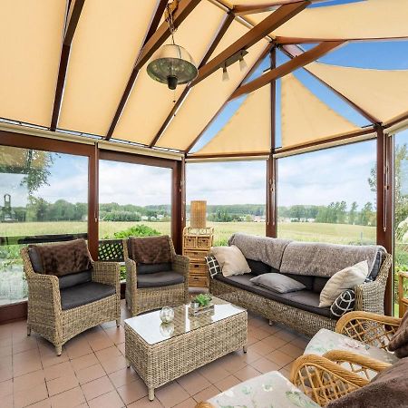 Stunning Holiday Home In Oombergen With Terrace And Garden Zottegem Ngoại thất bức ảnh