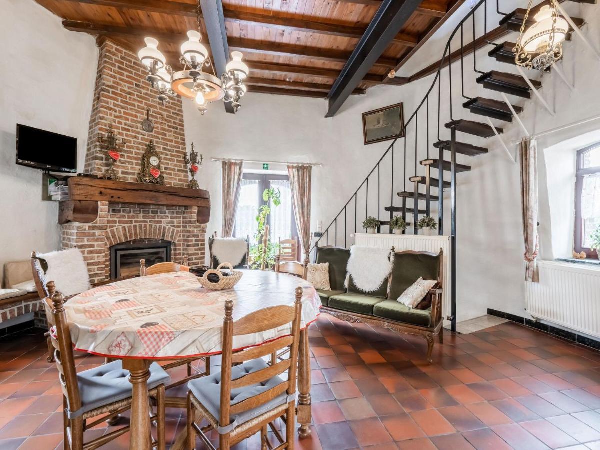 Stunning Holiday Home In Oombergen With Terrace And Garden Zottegem Ngoại thất bức ảnh