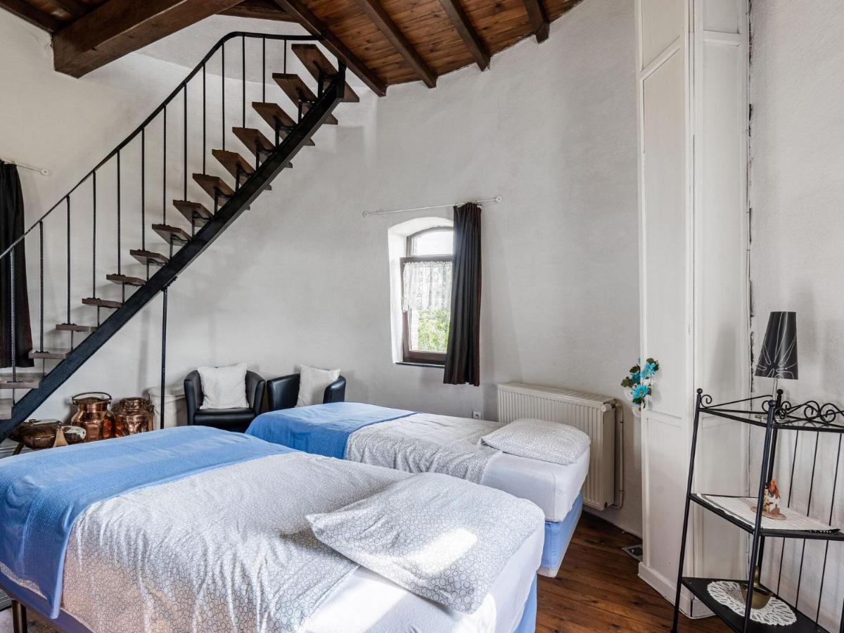 Stunning Holiday Home In Oombergen With Terrace And Garden Zottegem Ngoại thất bức ảnh